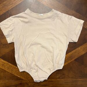 At Noon Cream Short Sleeve bubble onesie